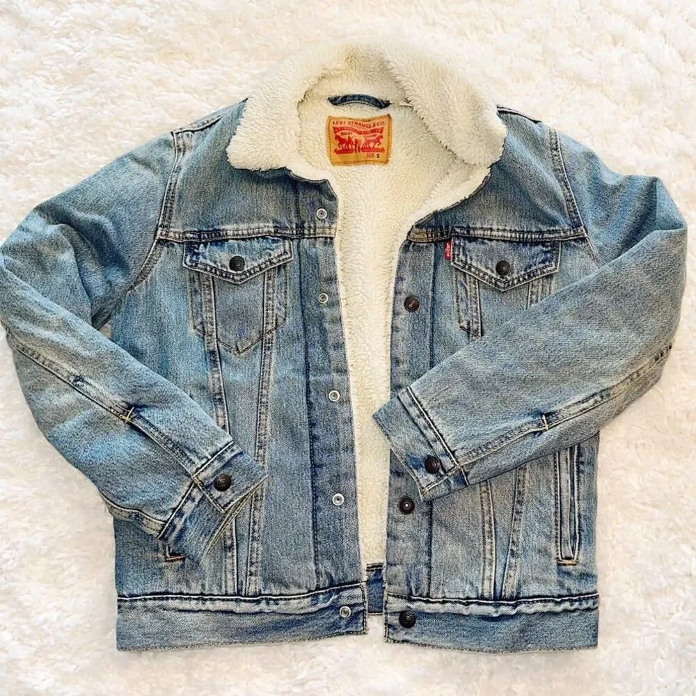 Levi's sherpa jacket